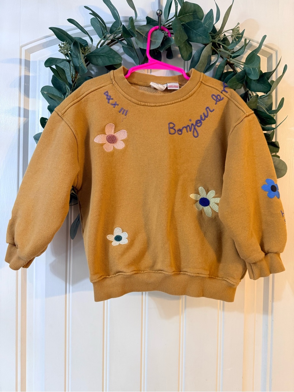 💫4/$25 • Zara Bonjour Embroidered Floral Crew Neck Sweatshirt